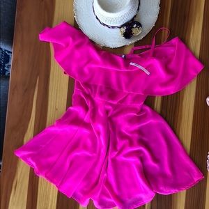 HOT PINK DRESS 💕💞